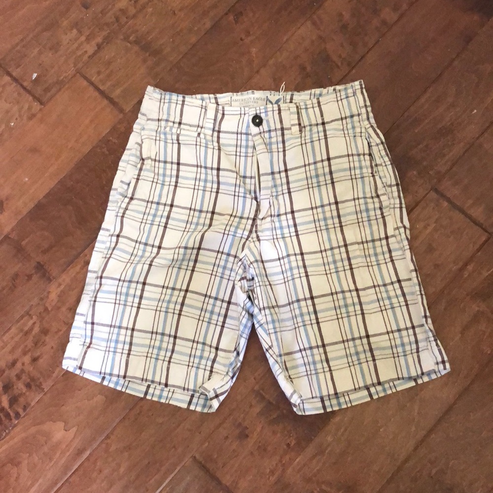 American Eagle Men’s Knee Length Plaid Shorts